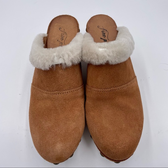 Free People Chalet Suede Slip On Clog EU 38/7.5M - Picture 2 of 12